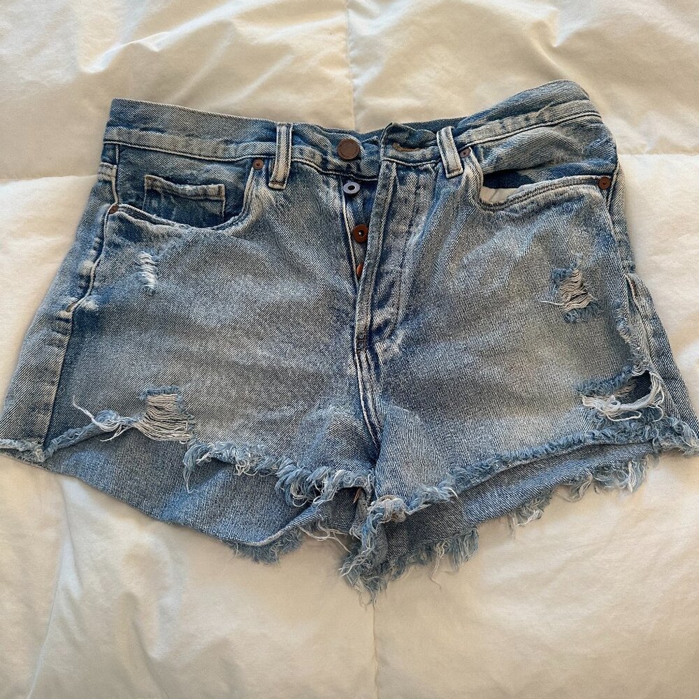 Ripped jean shorts high rise fray hem